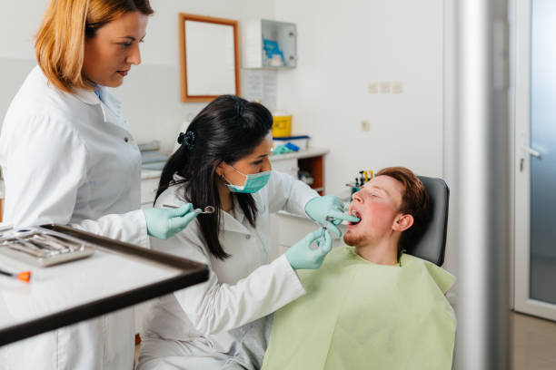 Best Cosmetic Emergency Dentistry in White Pigeon, MI